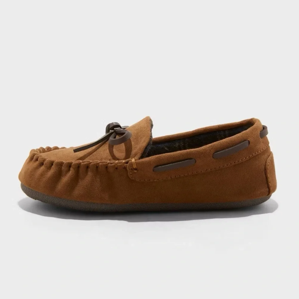 NWT  Boys Cat & Jack Moccasin Slippers - Chestnut
